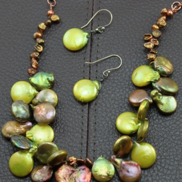 #198, Rustic Rich Copper Pearl Heart Necklace & Earrings Set