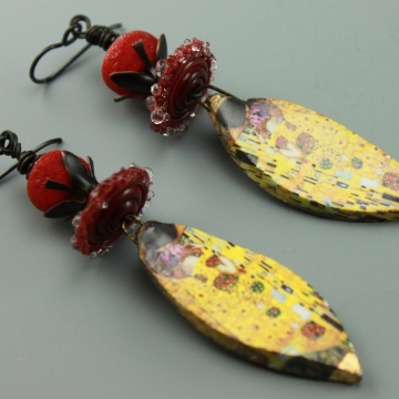 #801, Gustav Klimt The Kiss Ceramic Glass Earrings